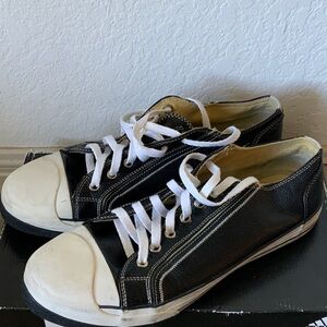 Kenneth Cole Reaction Black and White Sneakers